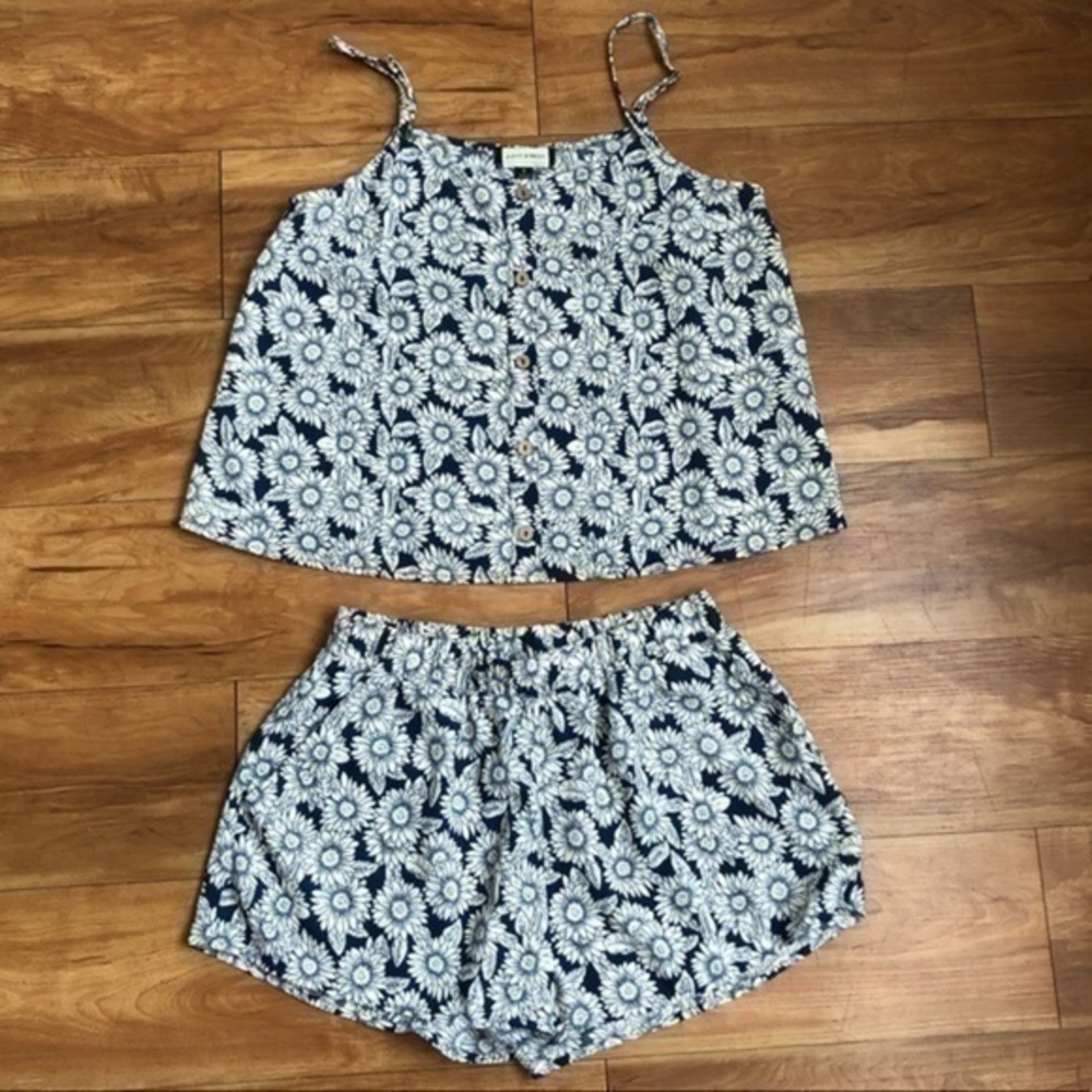 New Women’s Fifty Street Set sz S